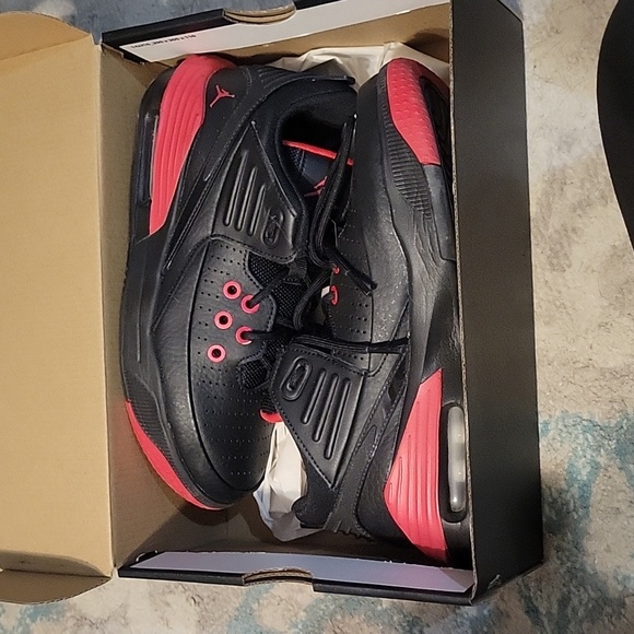 To small - Picture 4 of 4